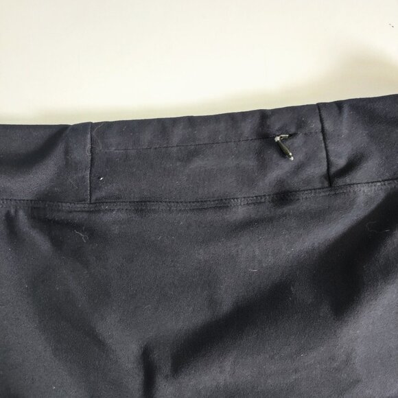 Running Room skirt Fit wear black with pink pattern women's size M - Picture 5 of 8